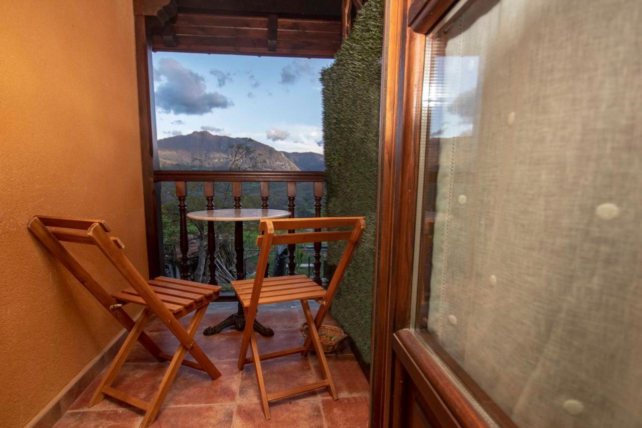 Ferienwohnung Casa Les Pedroses Campiellos Exterior foto