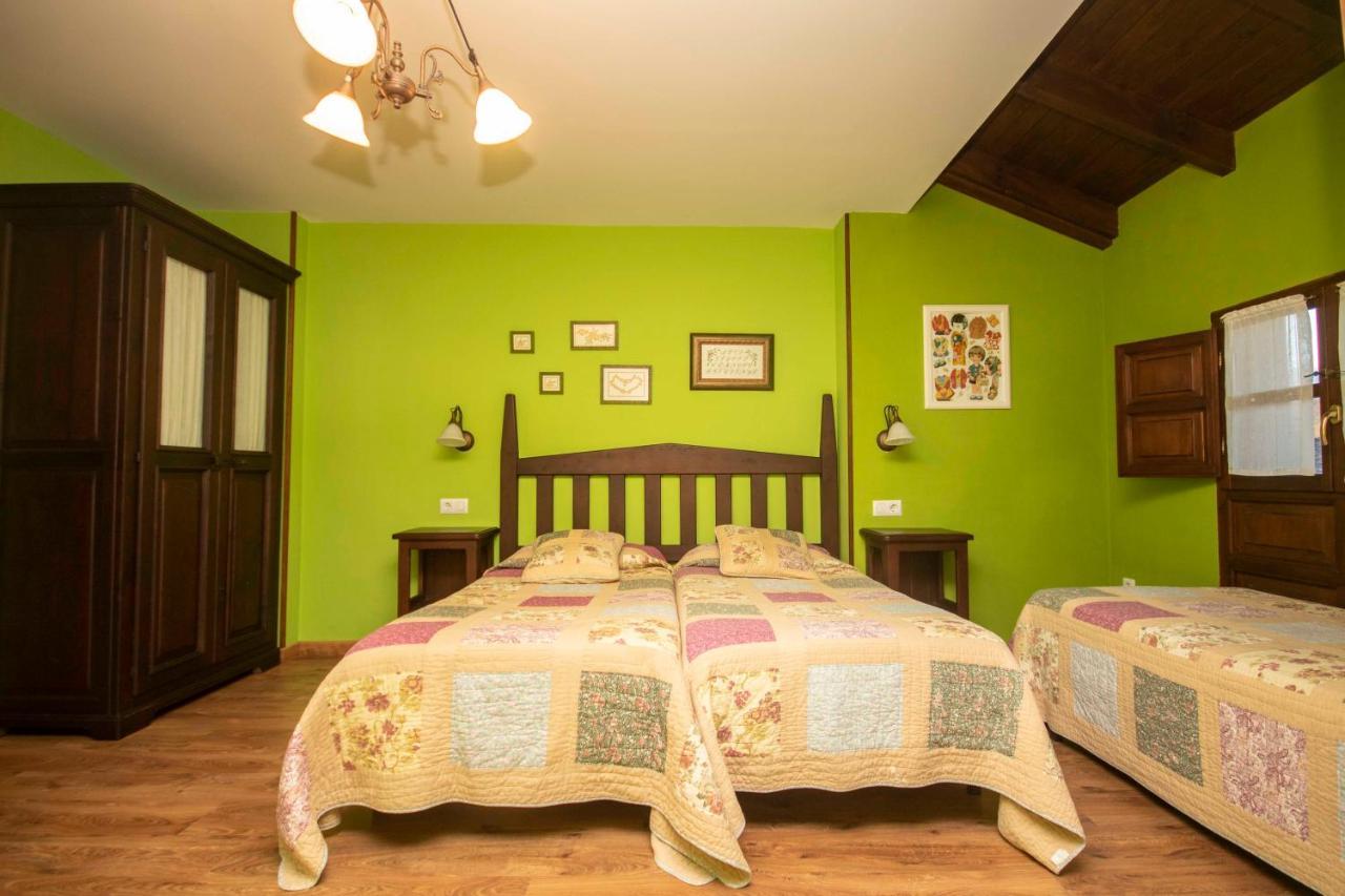 Ferienwohnung Casa Les Pedroses Campiellos Exterior foto