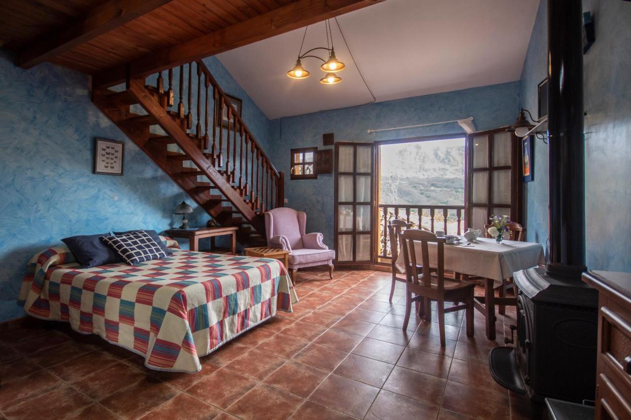 Ferienwohnung Casa Les Pedroses Campiellos Exterior foto