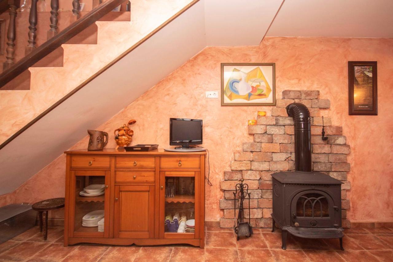 Ferienwohnung Casa Les Pedroses Campiellos Exterior foto