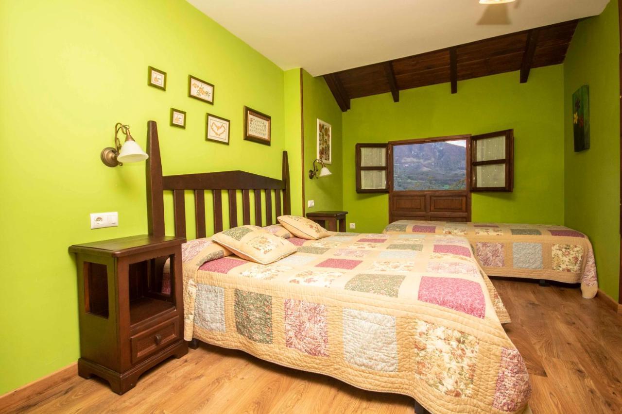 Ferienwohnung Casa Les Pedroses Campiellos Exterior foto