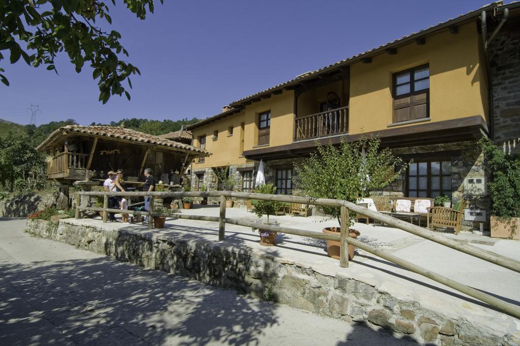 Ferienwohnung Casa Les Pedroses Campiellos Exterior foto